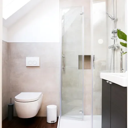 Alexandra 1897 Anna شقة